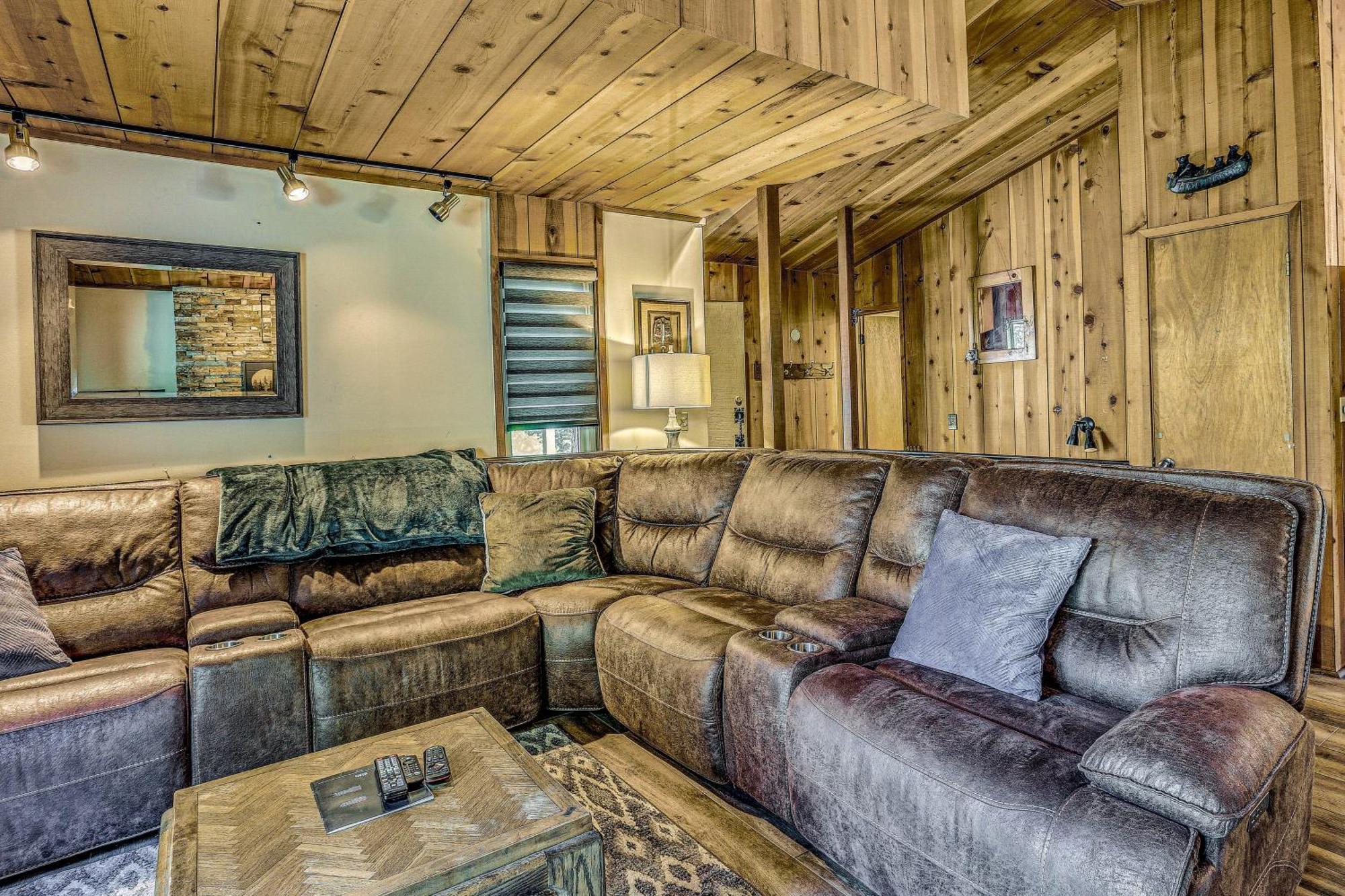 Cozy Bears Hideaway Cabin About 3 Mi To Shaver Lake! 외부 사진